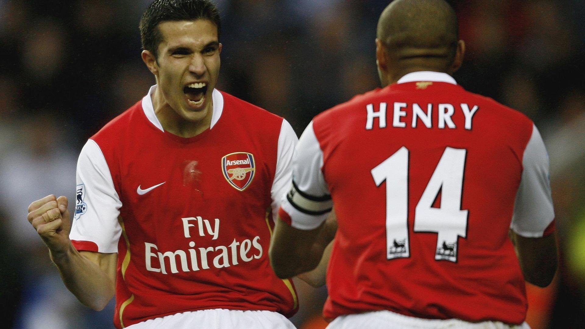 米兰双雄奋力争冠，意甲局势激烈